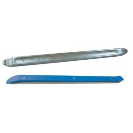 TIRE IRON WITH RIM PROTECTOR